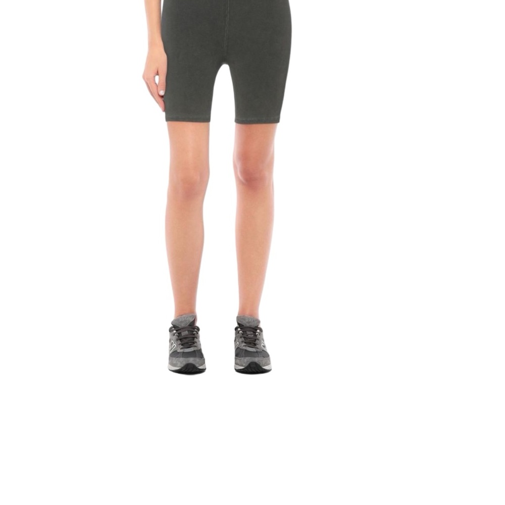 YEEZY Women's NEW WITH TAG - SEASON 6 CYCLING SHORTS - XS